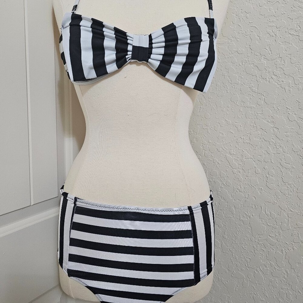 Striped black and white bikini